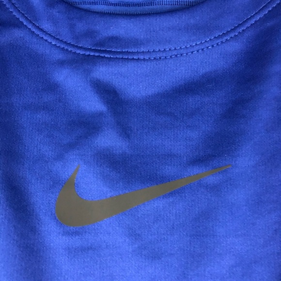 ๐โจ๐ฅ Host Pick ๐โจ๐ฅ - NWT Menโs Nike Pro Aerodapt Shirt - Picture 2 of 14